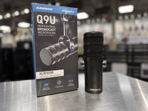 Samson - Q9U XLR/USB Dynamic Broadcast Microphone